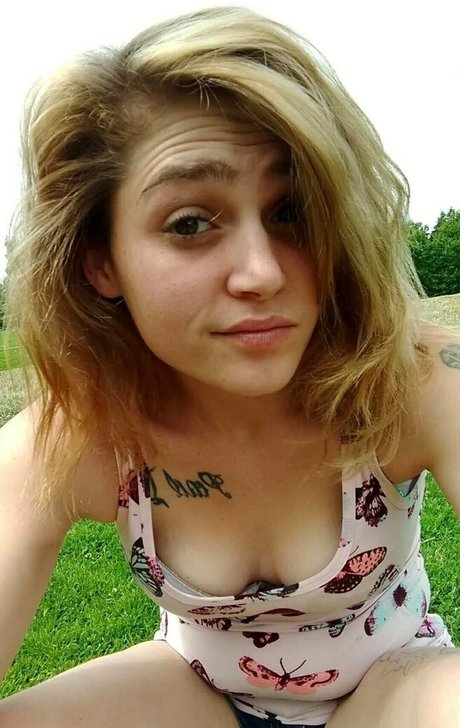 pyxxii star sexy pics