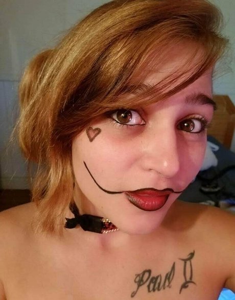 pyxxii erotic actress pic