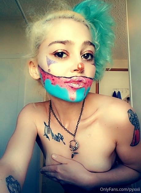 pyxxii pornstar top pictures