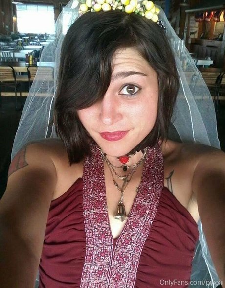 pyxxii pornstar pretty img