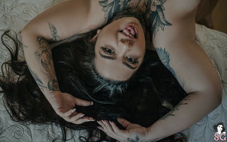 Satturne high quality pornstar images