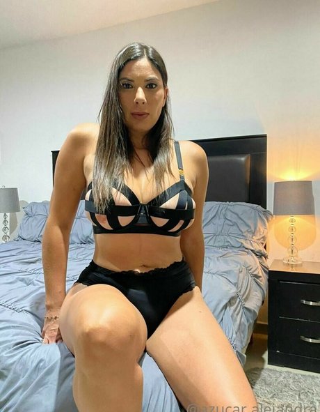 Azucar Alejandra hot star image