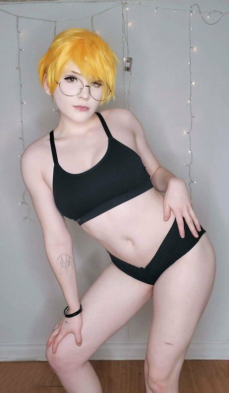 breadbren porn model pic