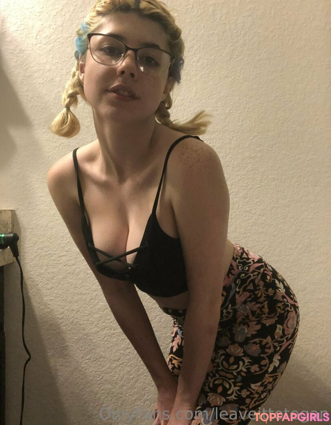 leaveittotegan model sexy pictures