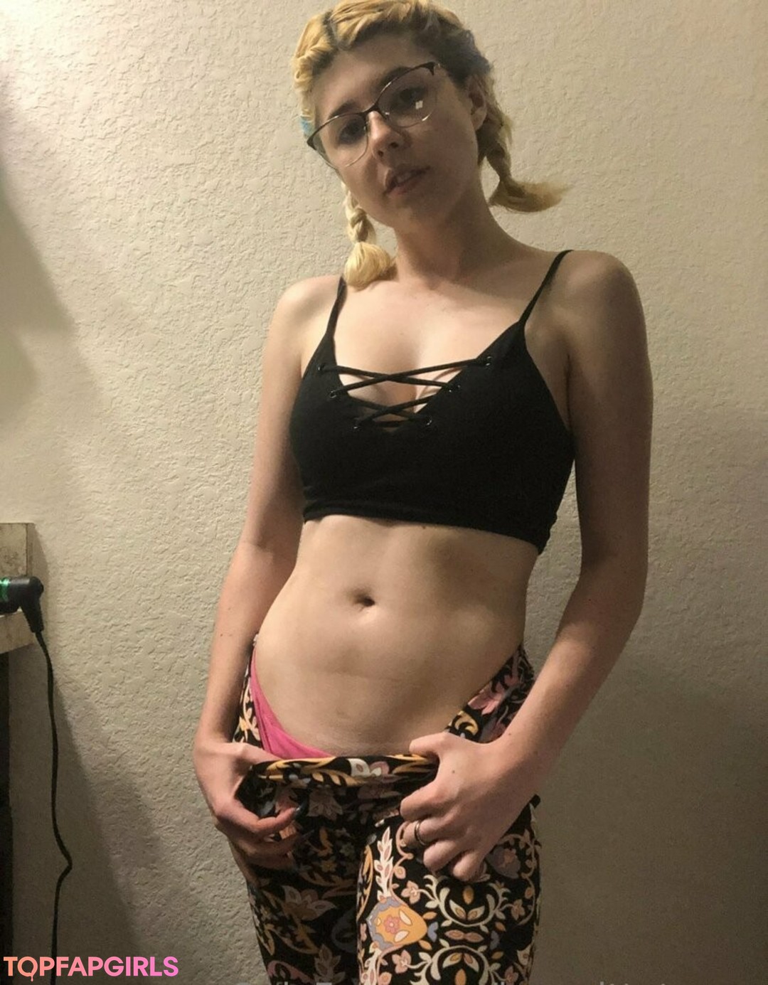 leaveittotegan pornstar nice pics