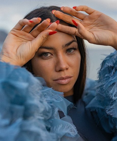 Kama Dung star top photos