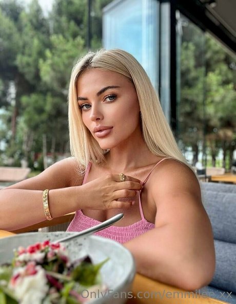 emmilee xx pornstar hd gallery