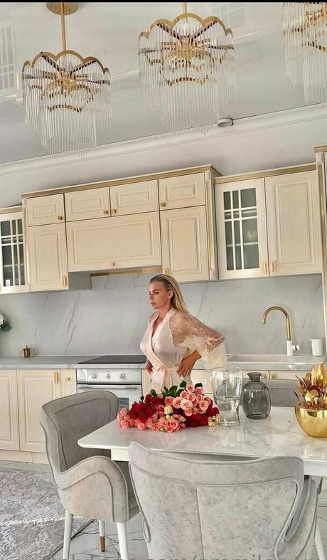 emmilee xx beautiful star images