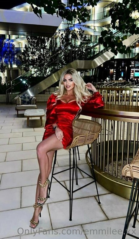 emmilee xx pornstar perfect picture