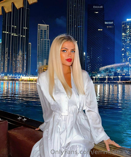 emmilee xx beautiful actress pictures