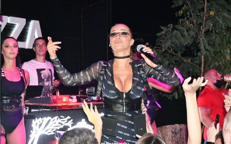 Teodora Dzehverovic star hot img