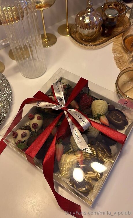 milla vipclub pretty pornstar img