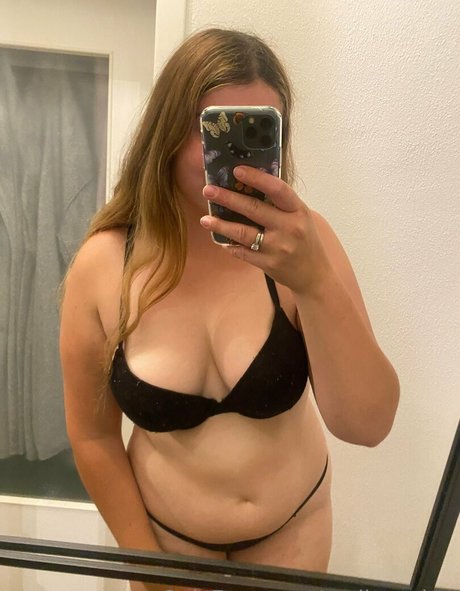 lesbian strapon onlyfans free xxx pic