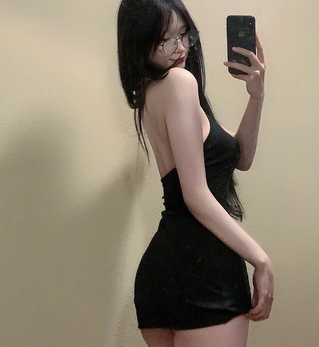 xji3lan best actress photos