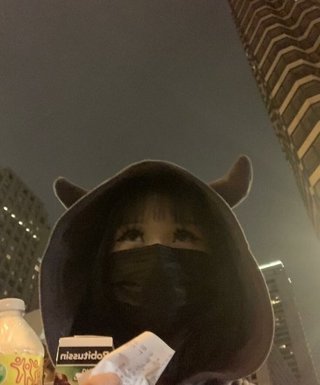 xji3lan nudes star image