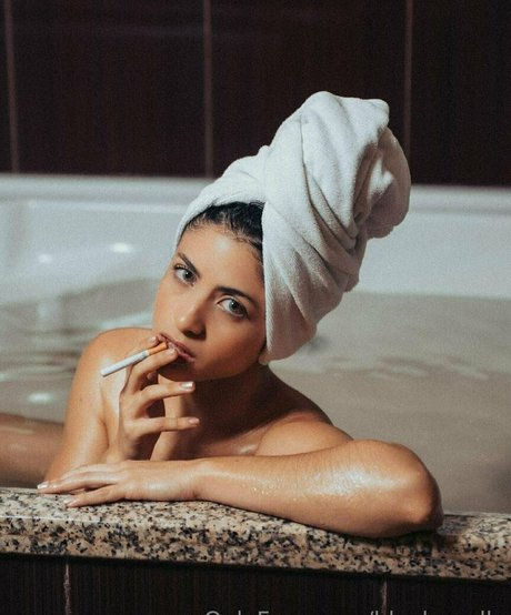 bluchanelle free actress photo