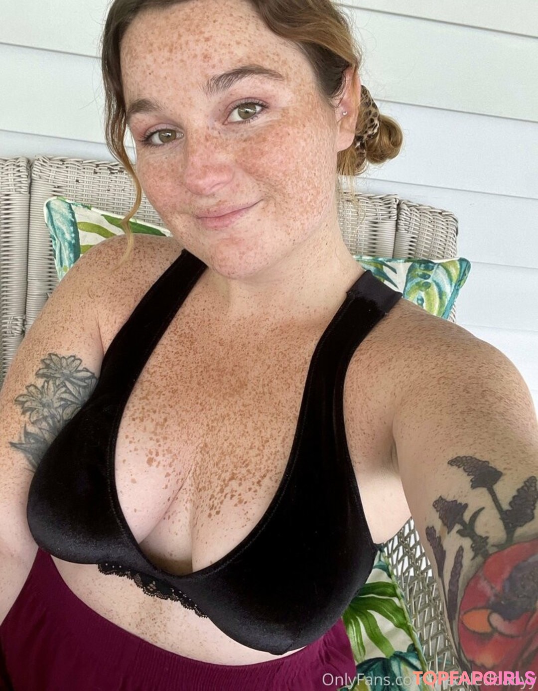 freckledbabyy nude actress picture