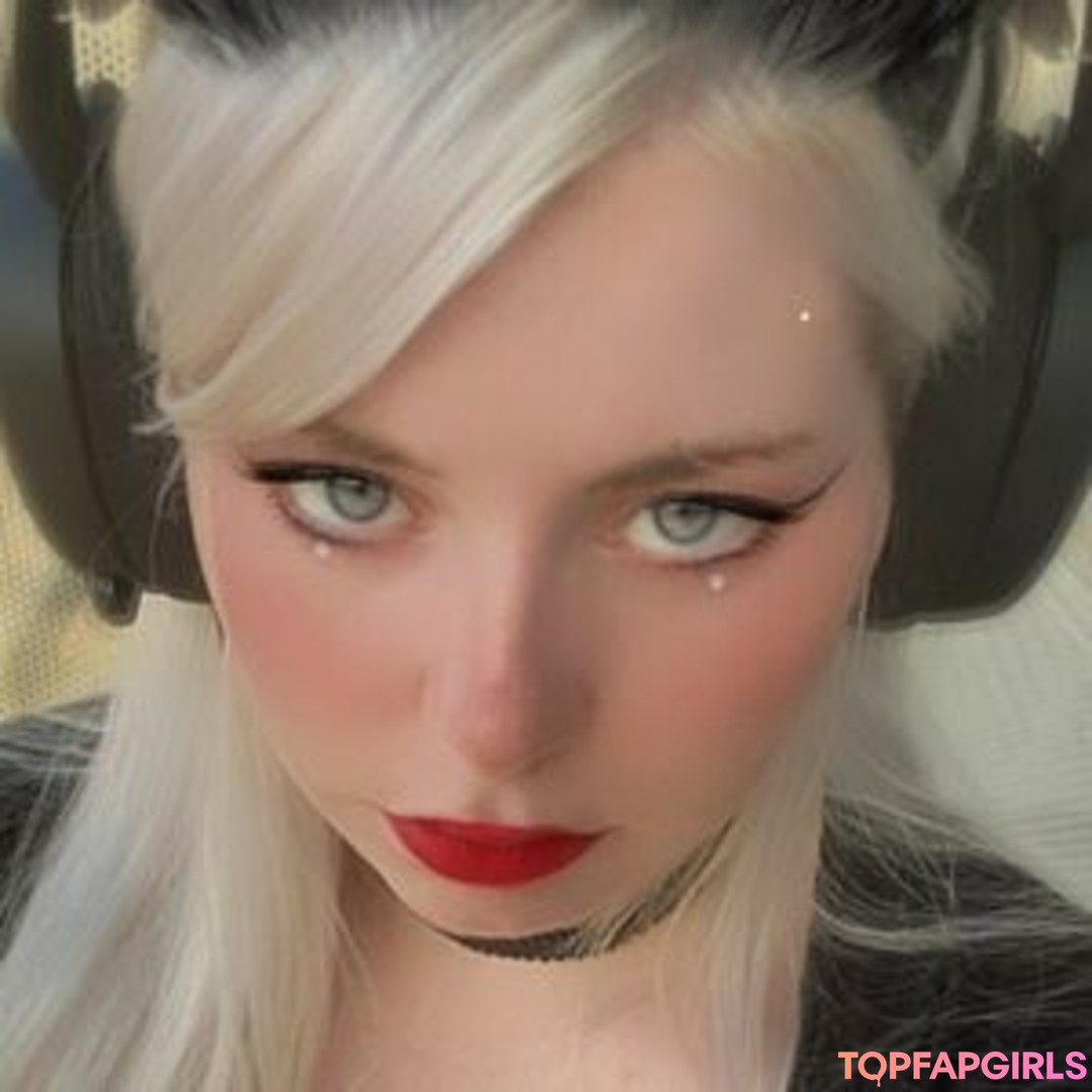 Alyatrosk porn star picture