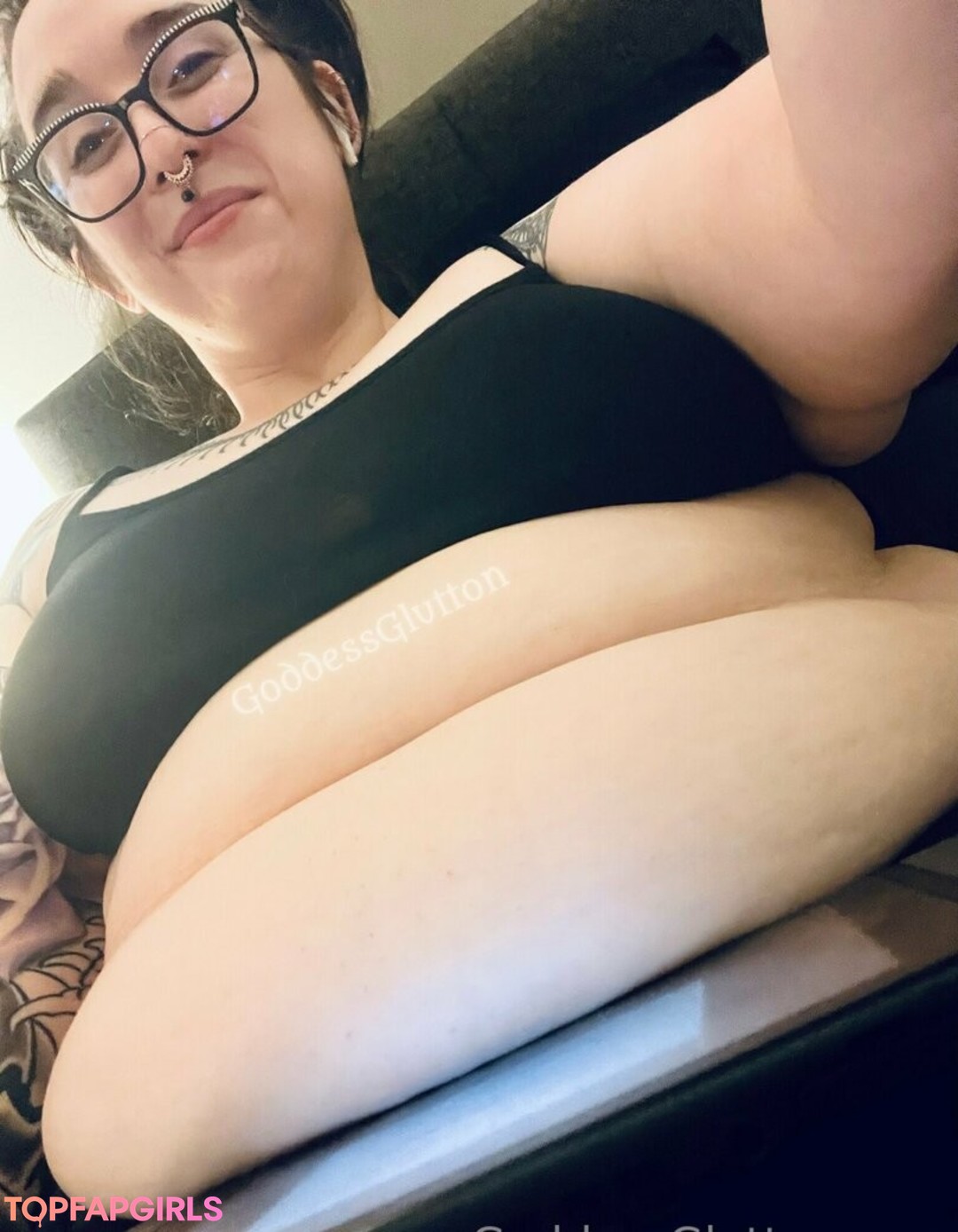 mommyglutton pornstar naked pictures