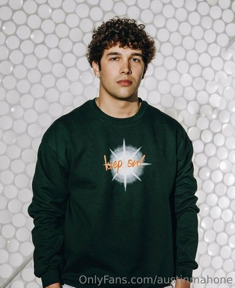 austinmahone model adult picture