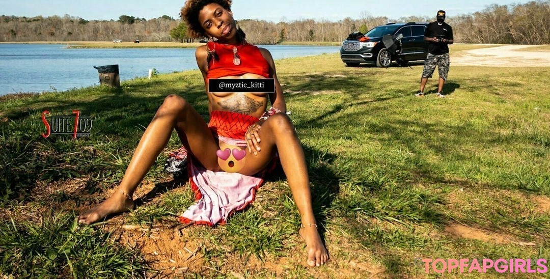 xsexy sadiex naked model pic