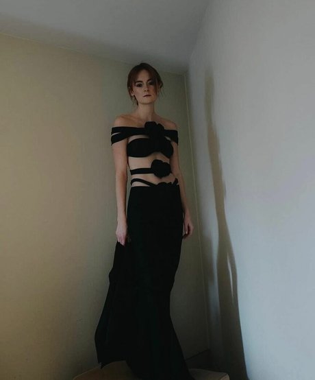 Lea Van Acken erotic actress galleries