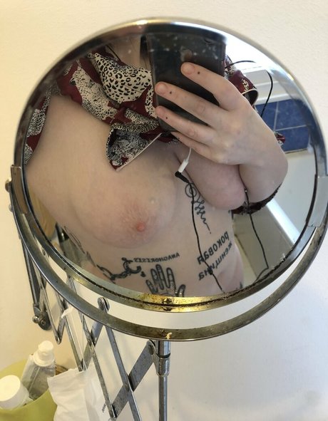 arianalgrande adult actress pic