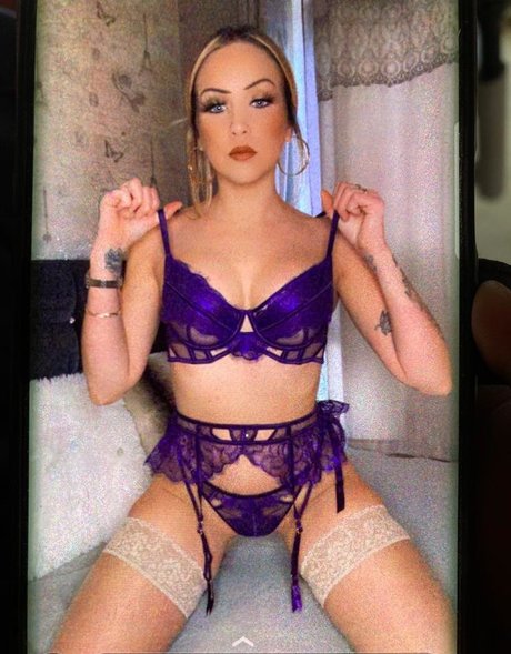 Tori Leigh star beautiful image