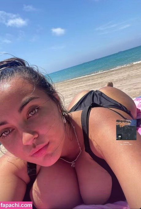 Anneris18 xxx star photos