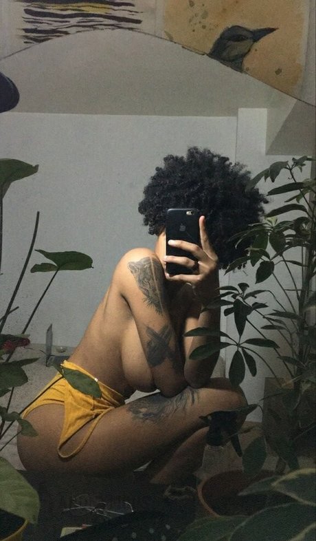 Molive free model gallery