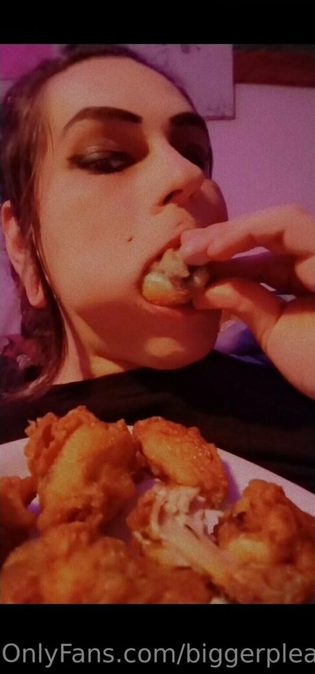 biggerplease porn actress images