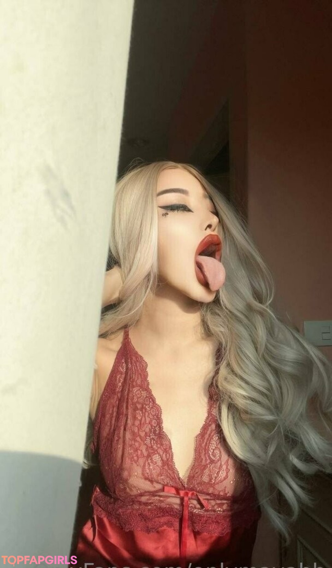 onlymayahh nude pornstar pics