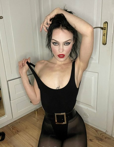 trans dominatrix onlyfans sexy archive