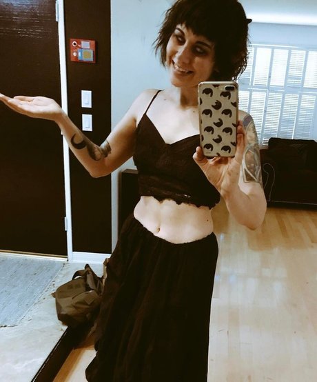 Holly Conrad hot pornstar pic