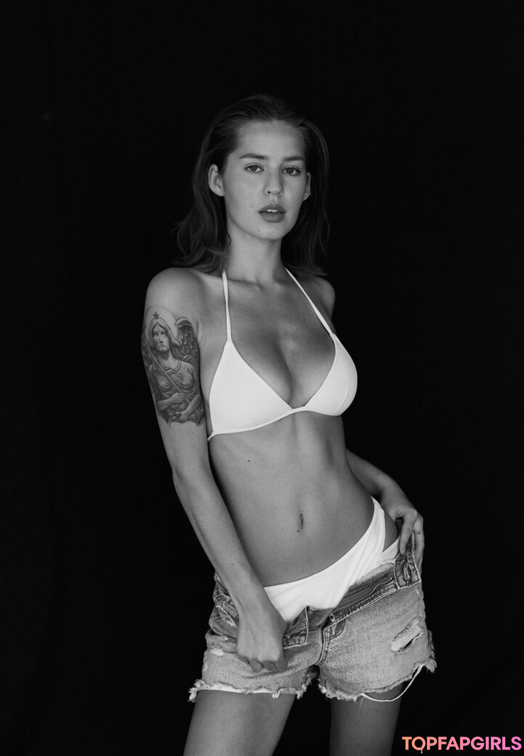 Indymendee pornstar photos