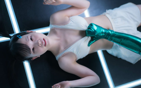 Lala Kudo art actress pics