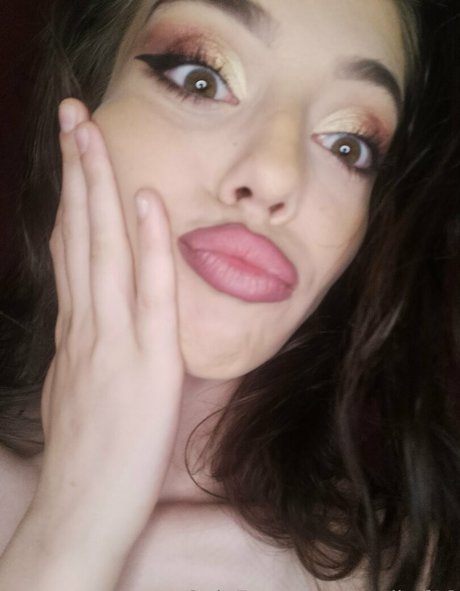 blonde masturbation onlyfans pretty gallery