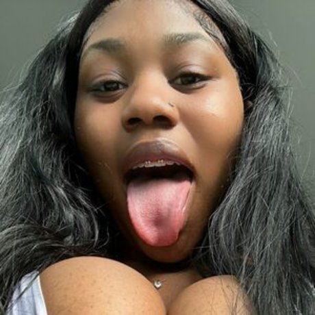 skiessneakpeak star high quality pic