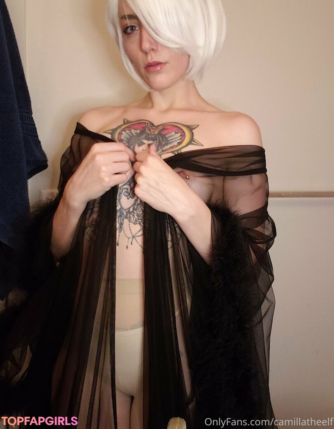 Camillatheelf top profile image