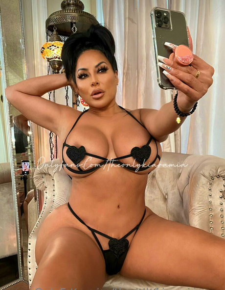 theonlykiaramiaxxx pornstar hot archive