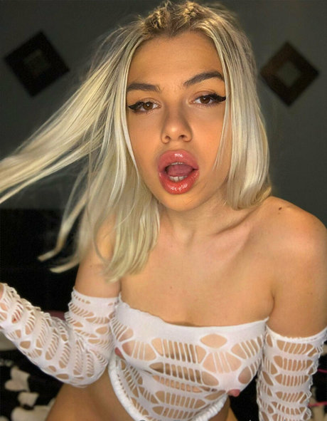 ponytail onlyfans hot sexy pic