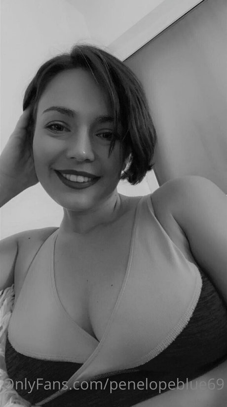 milf strip onlyfans nude gallery