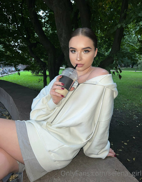 selena girl star naked img