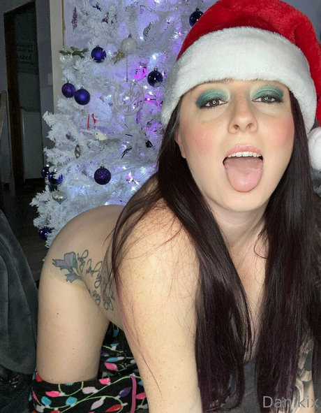 danikix erotic pornstar img
