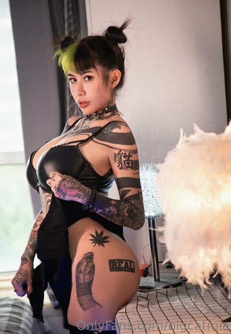 bigcatmia art pornstar pictures