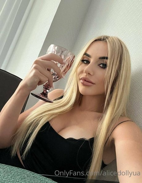 alicedollyua free actress pic