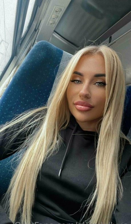 alicedollyua pornstar nude pictures