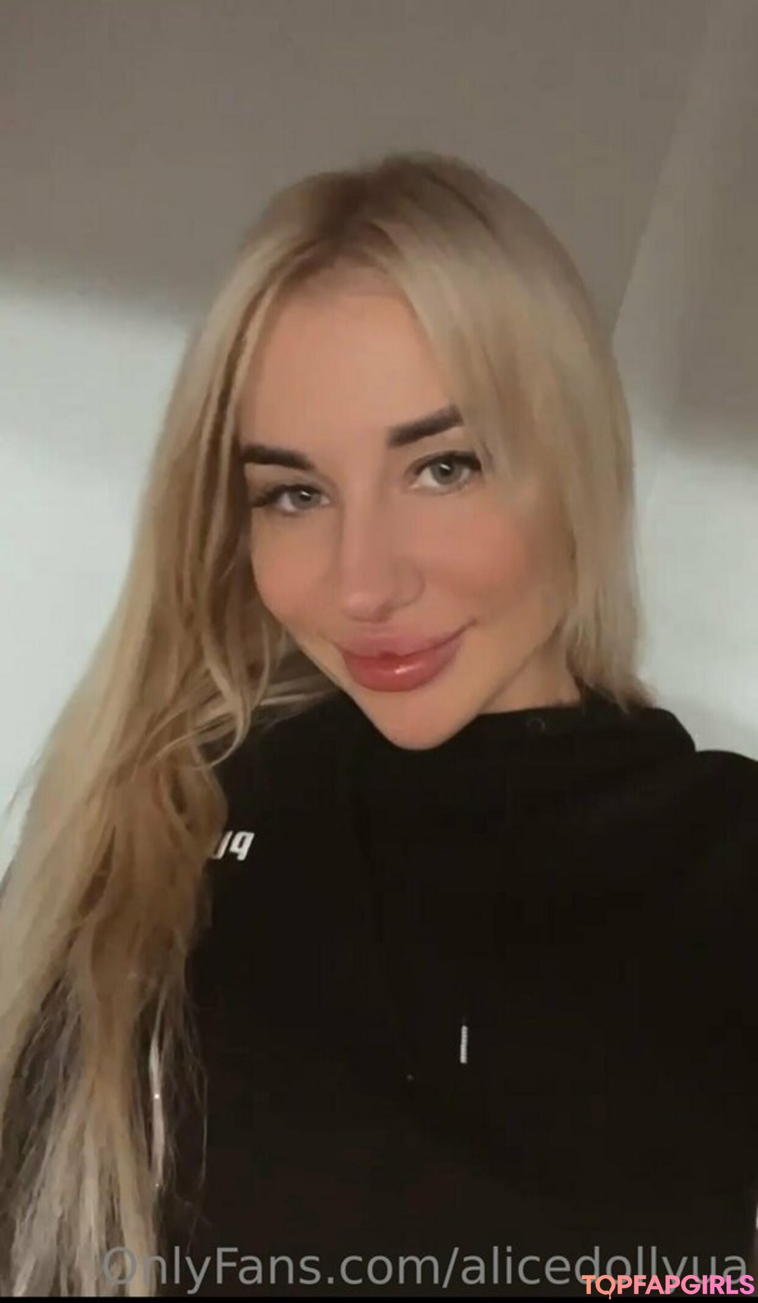 teen fisting onlyfans adult images