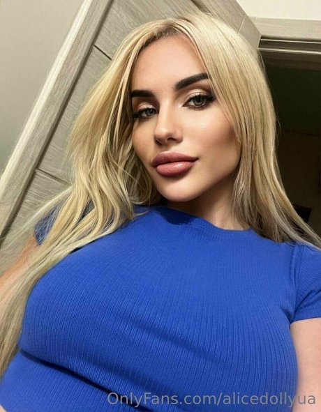 alicedollyua sexy pornstar photo