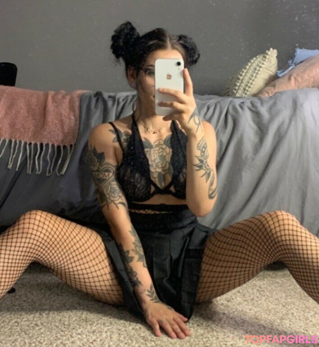 Kristina May nudes model images
